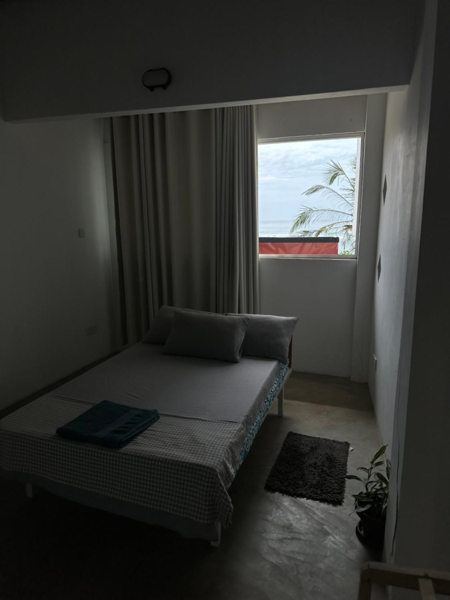 Dip N Doze Hostel Ahangama Exterior photo